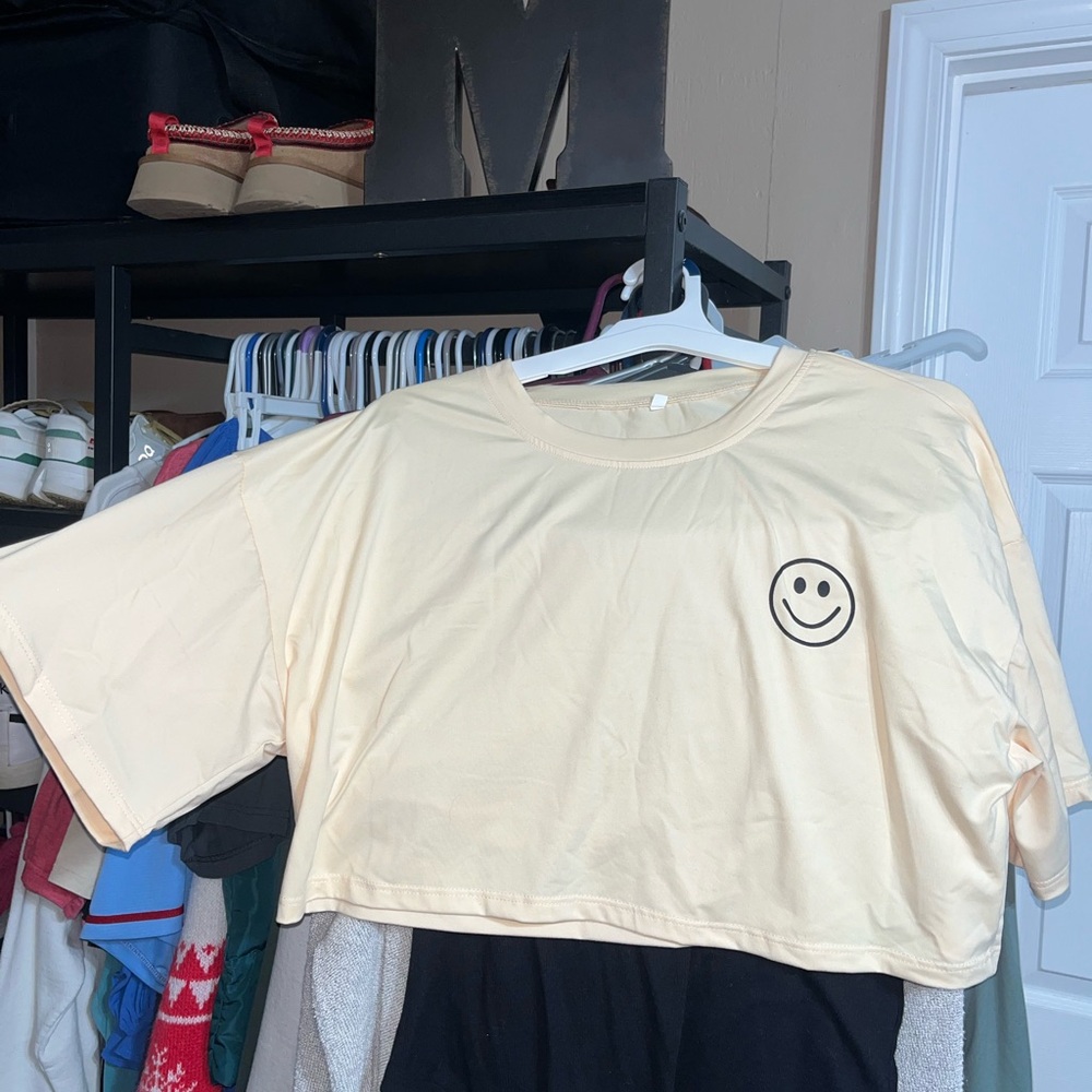crop tops - Picture 5 of 6